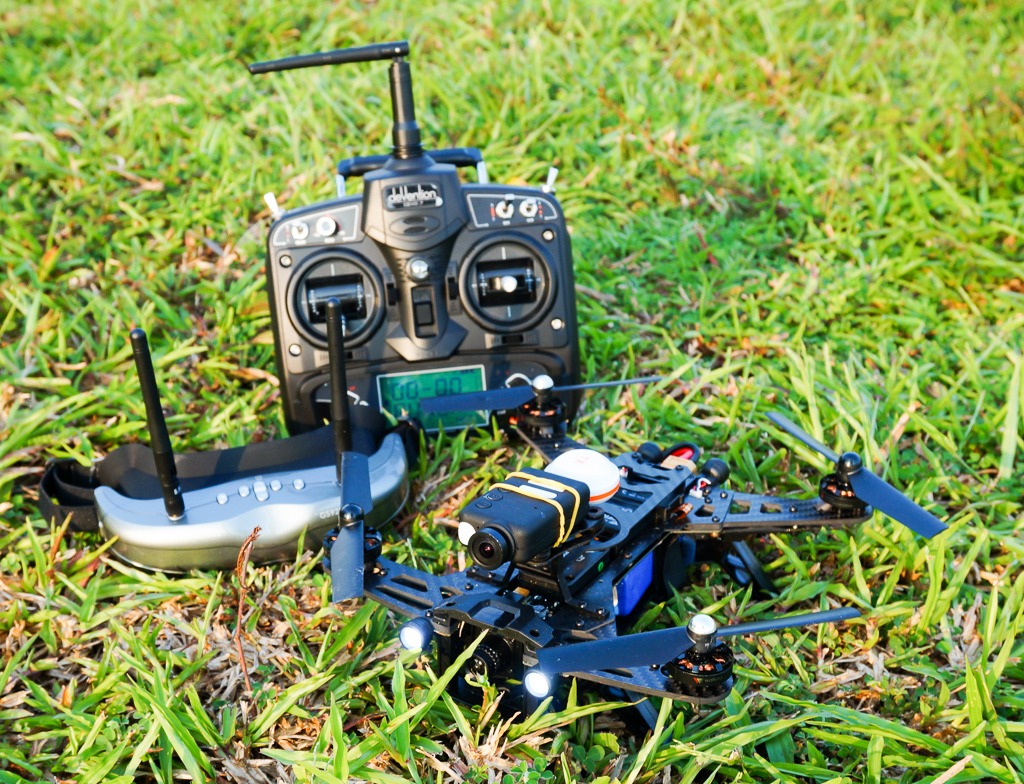 Wyposażenie drona rc Runner 250 w wersji RTF4